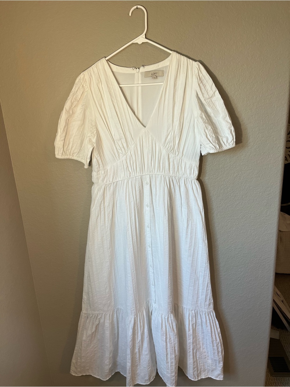 LOFT White Puff Sleeve Tiered Midi Dress Size 6 Cottagecore Coastal Romantic